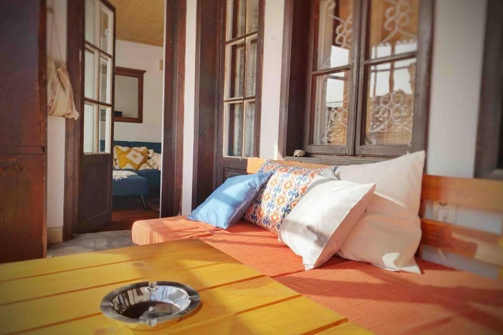 The Secret Lodge- New With Private Garage, Entire House Veliko Turnovo Bagian luar foto
