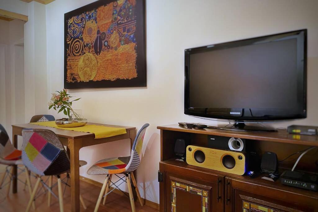 The Secret Lodge- New With Private Garage, Entire House Veliko Turnovo Bagian luar foto