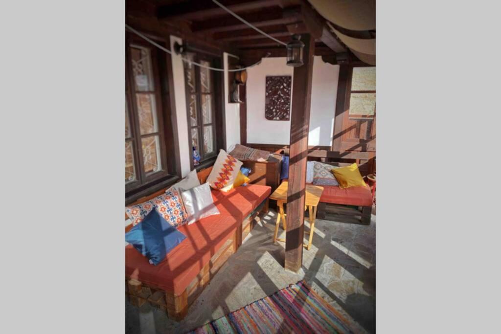 The Secret Lodge- New With Private Garage, Entire House Veliko Turnovo Bagian luar foto