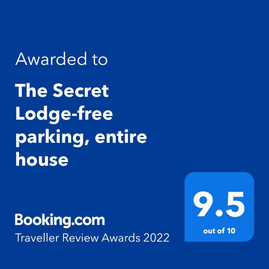 The Secret Lodge- New With Private Garage, Entire House Veliko Turnovo Bagian luar foto